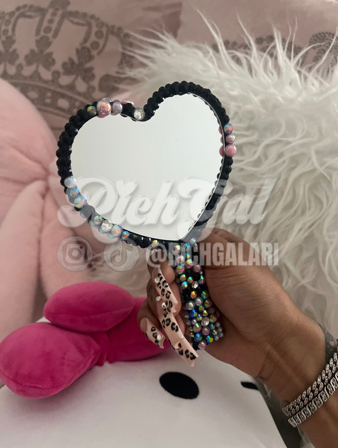 RichGal 1 of 1 Mirror